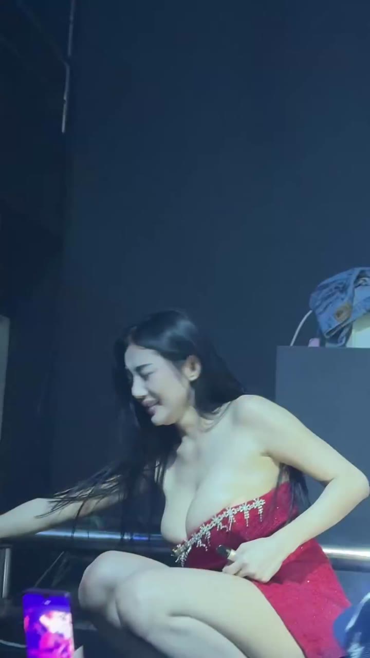Pamela Safitri Di Goyang